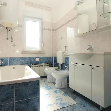 Fuer 4 Personen Ca 85 Qm In Medulin, Istrien Suedkueste Von Istrien Apartment *